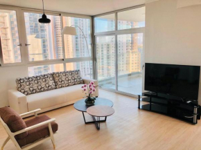 Delightful Ocean View Apartment - PH Quartier Del Mar
